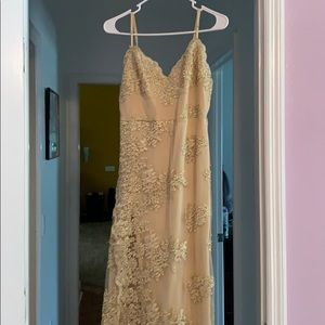 Windsor gold formal dress